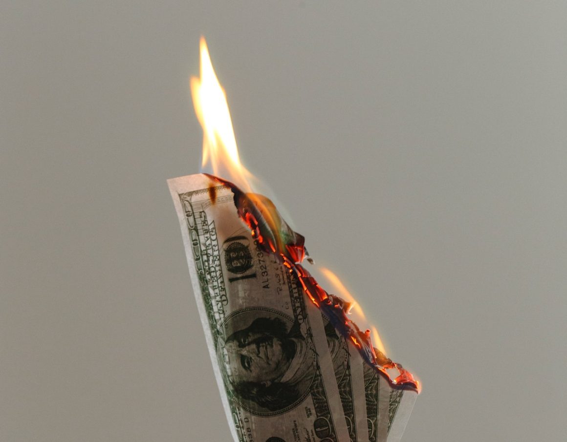 burning-dollar-jp-valery-mwNkPv3d_EI-unsplash
